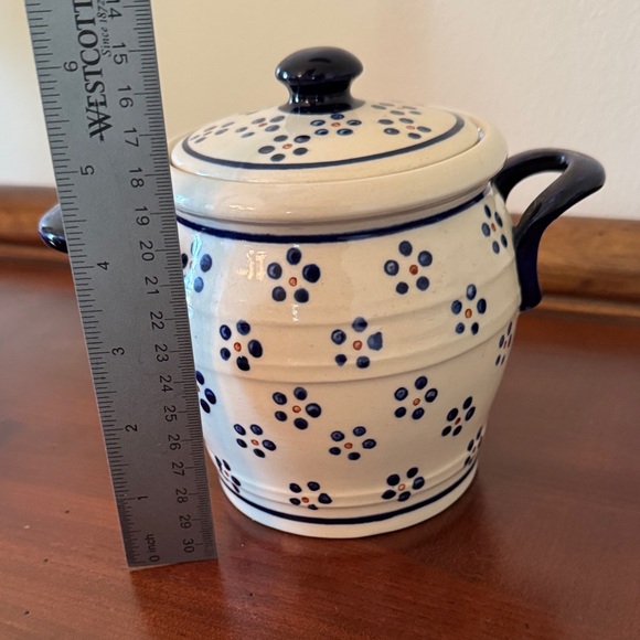 Blue and White Floral Ceramic Jar with Lid - Picture 2 of 5
